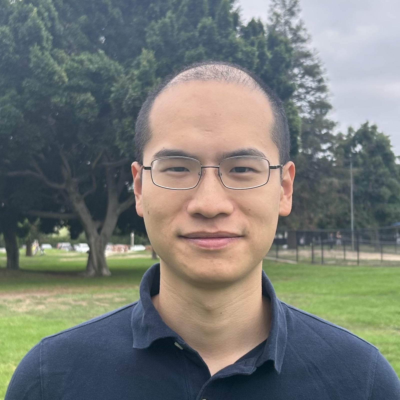 Headshot of Kangcheng Hou